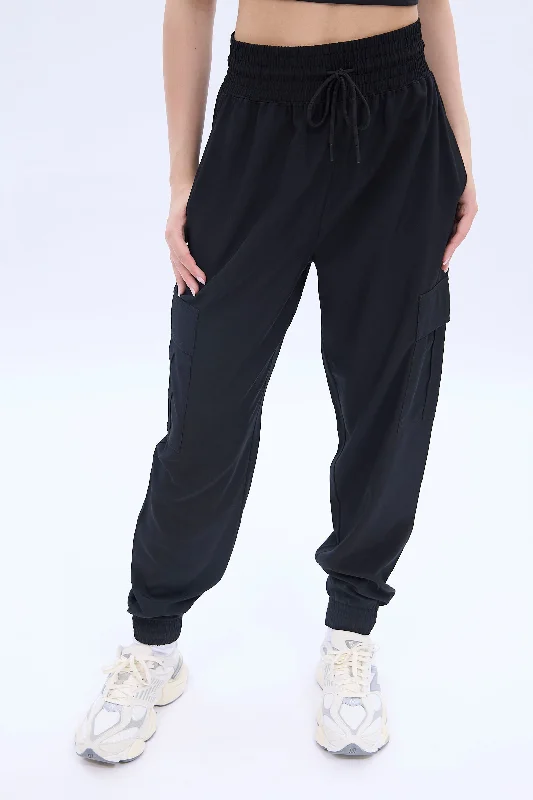 0722-03032404-unplug-by-bluenotes-feather-lite-cargo-jogger