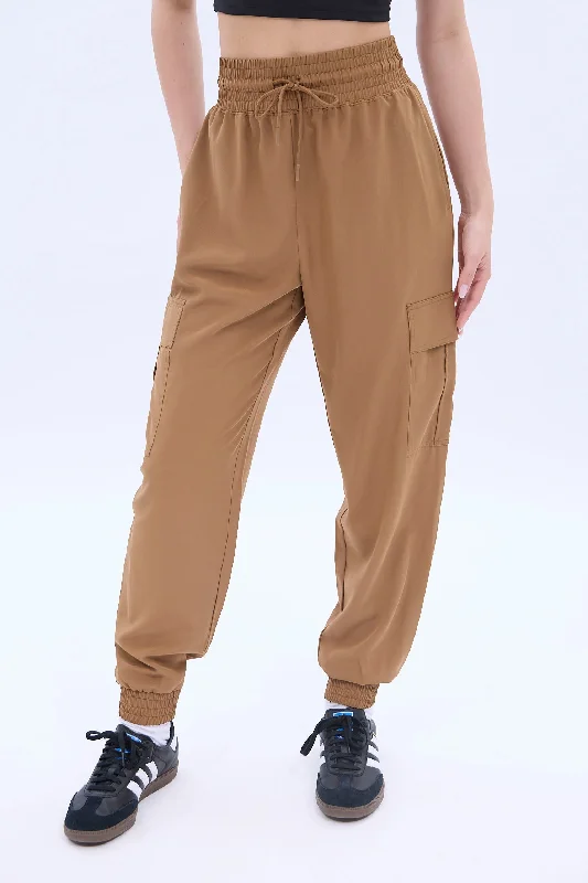 0722-03032404-unplug-by-bluenotes-feather-lite-cargo-jogger