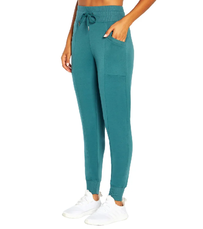 balance-collection-amy-jogger-8218393-hydro