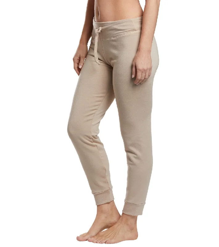 beyond-yoga-cozy-fleece-lounge-around-midi-joggers-8176449-tiki-tan