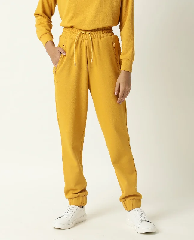 creta-womens-track-pant-mustard