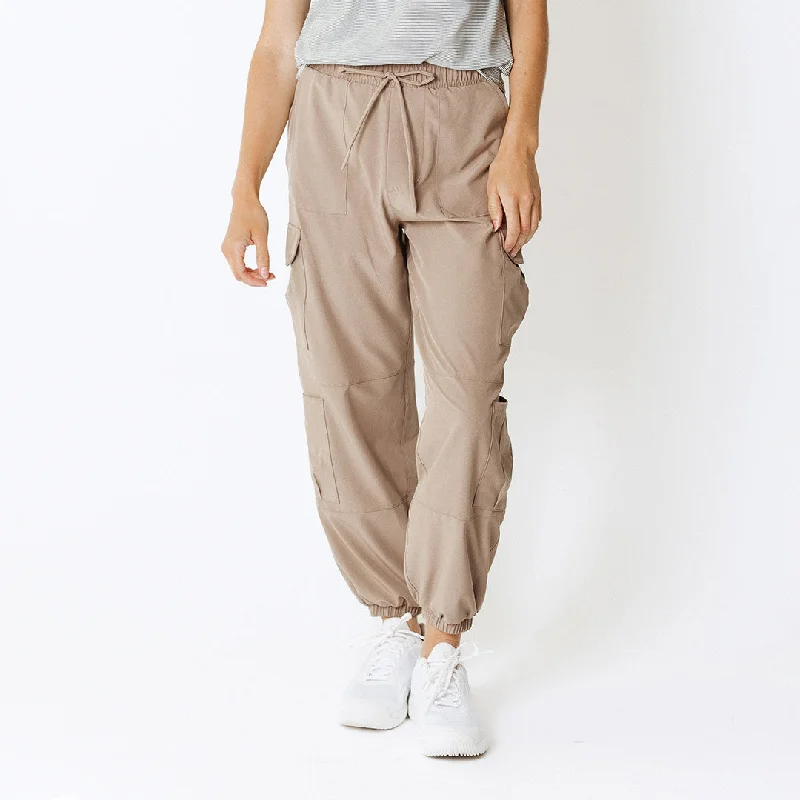 jetsetter-cargo-joggers-chestnut