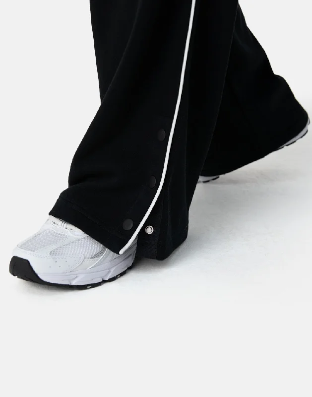 kin-snap-joggers-in-black-ss24