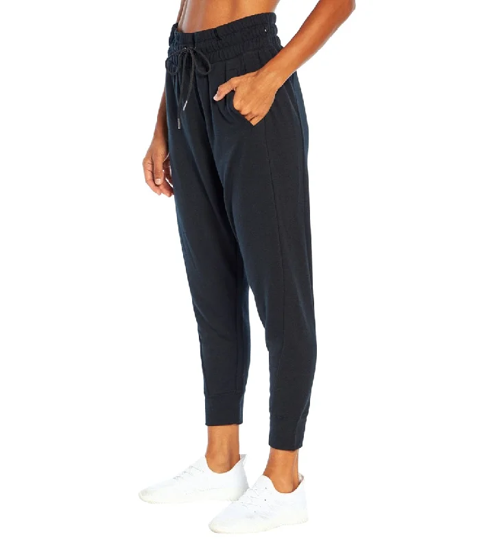 marika-lois-joggers-8203277-black