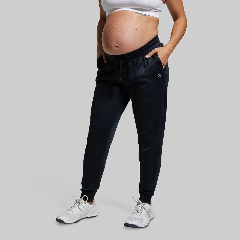 maternity-rest-day-athleisure-jogger-black