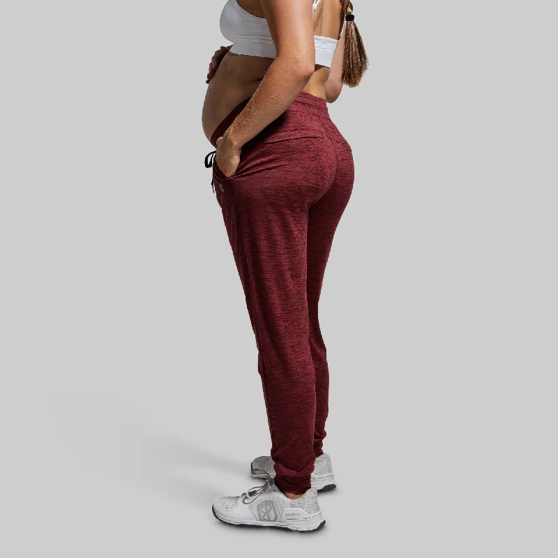 maternity-rest-day-athleisure-jogger-maroon