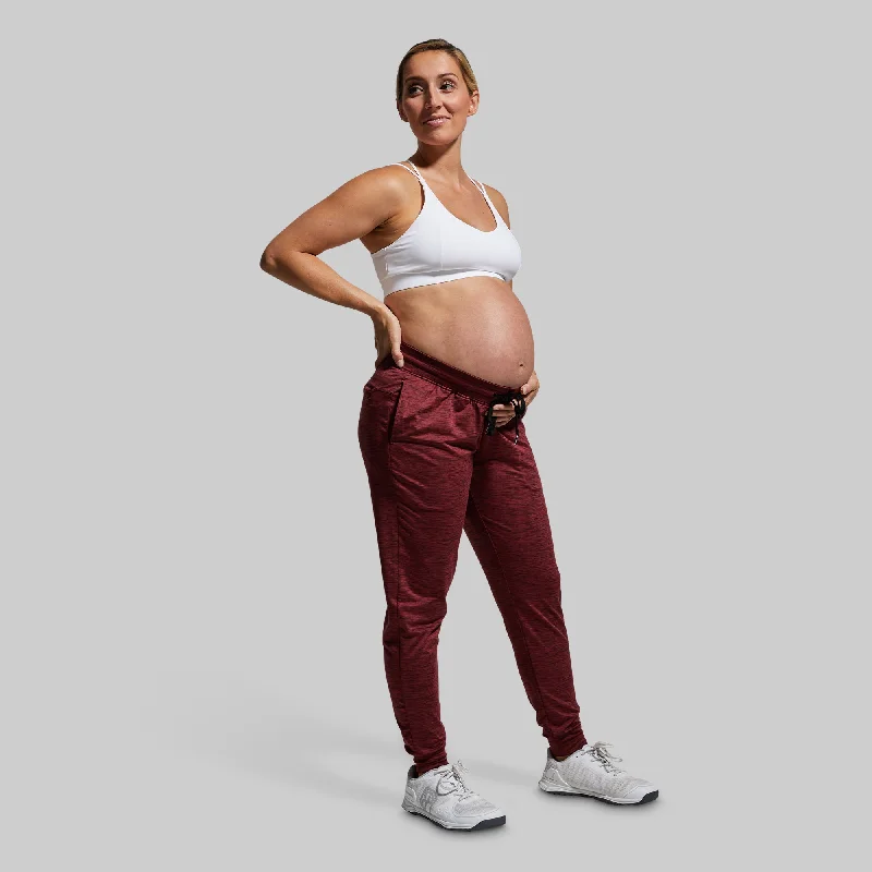 maternity-rest-day-athleisure-jogger-maroon