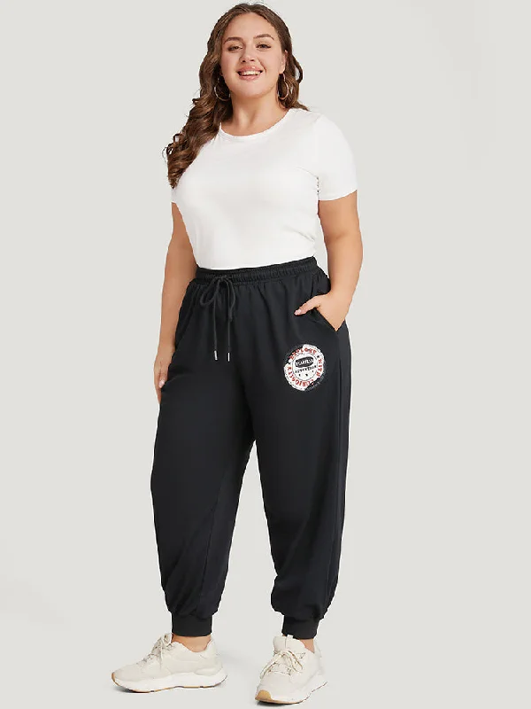 plain-drawstring-patched-detail-pocket-sweatpants