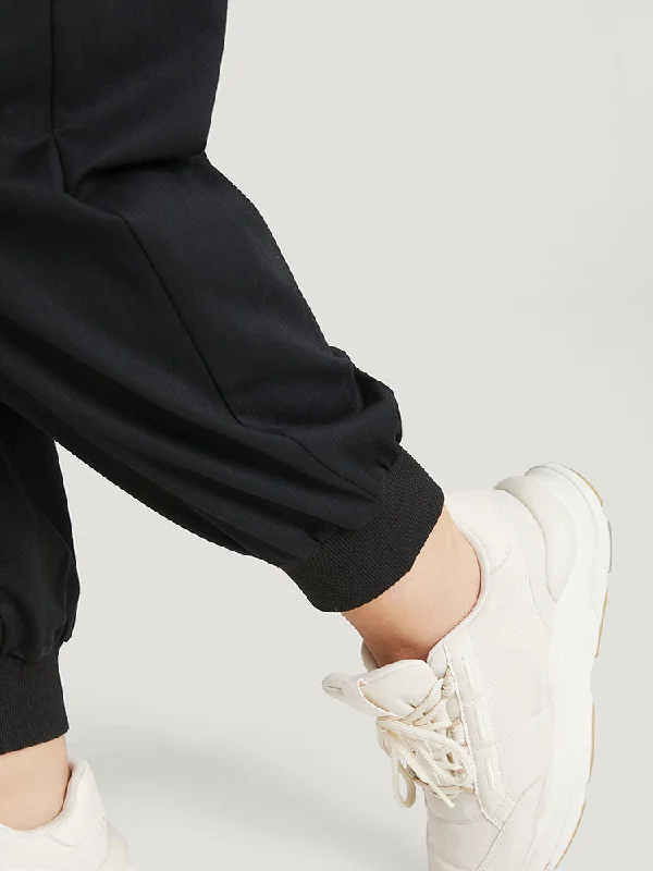 plain-drawstring-patched-detail-pocket-sweatpants