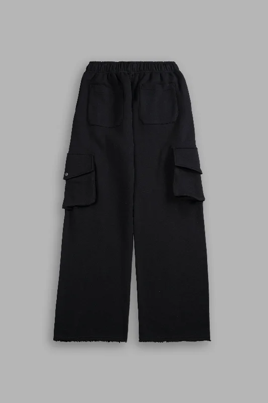 renewal-she-big-cozy-cargo-sweats-in-black