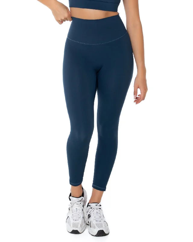 7-8-aura-scrunch-leggings-navy