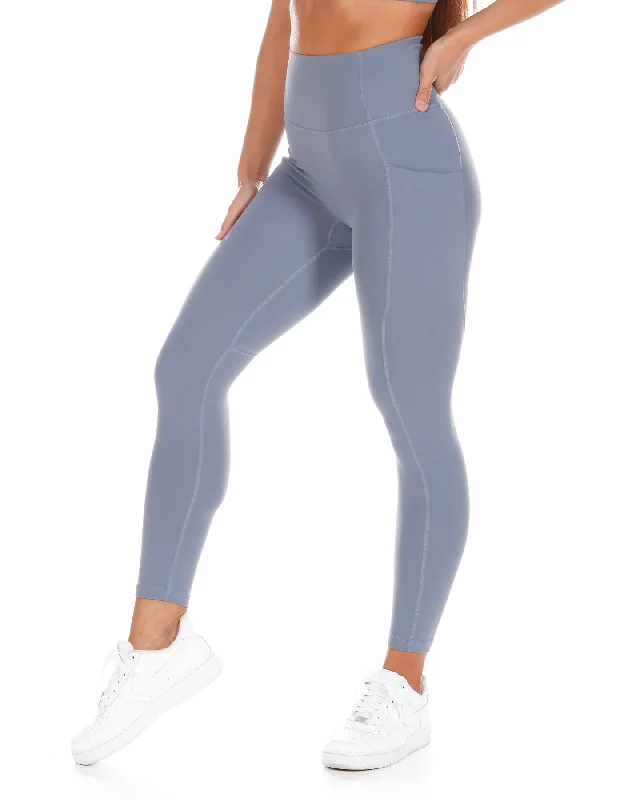 7-8-lunar-ascend-leggings-electric-blue