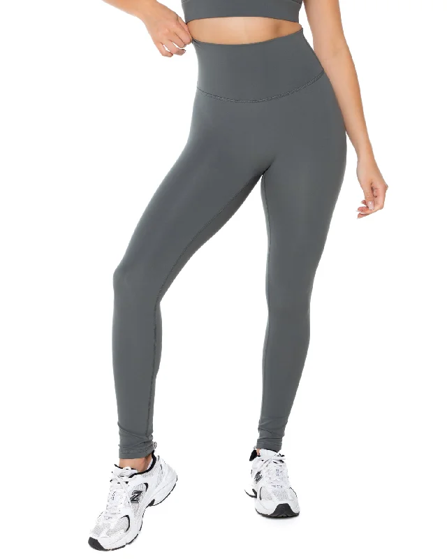 aura-scrunch-leggings-cloud-grey