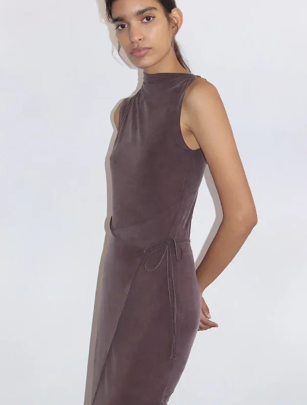 betty-fitted-sleeveless-cupro-dress-mahogany