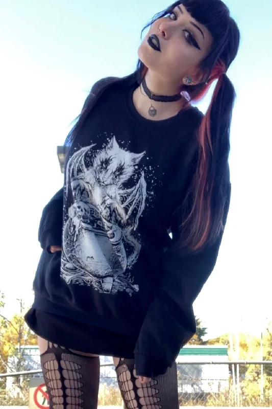 conjuring-cat-sweatshirt