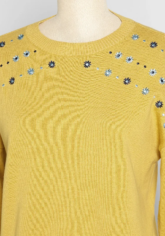 dotted-in-daisies-embroidered-sweater-ylw