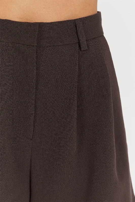 elle-dark-chocolate-tailored-short