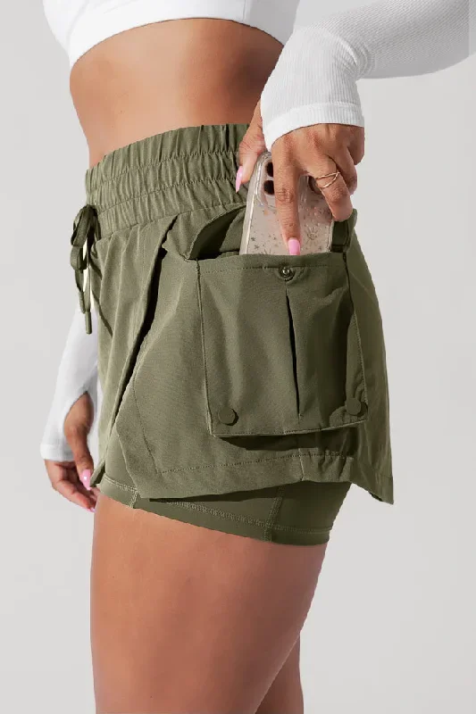 hiking-superskort-dark-olive