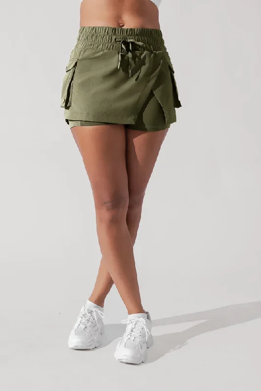 hiking-superskort-dark-olive