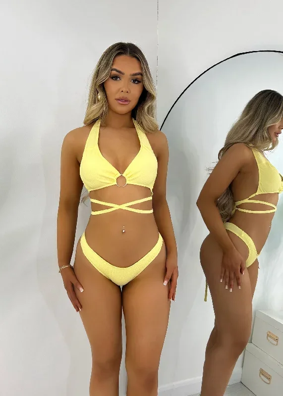 iconic-image-three-piece-set-yellow