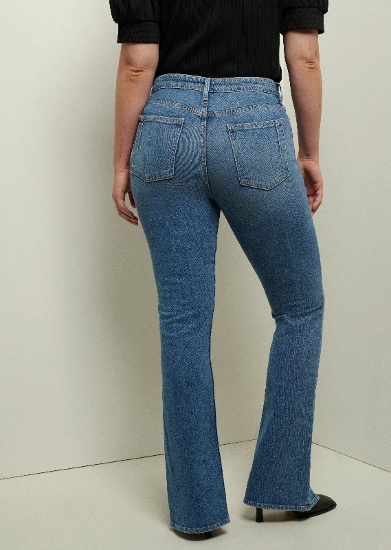 lucia-front-slit-jeans-medium-wash