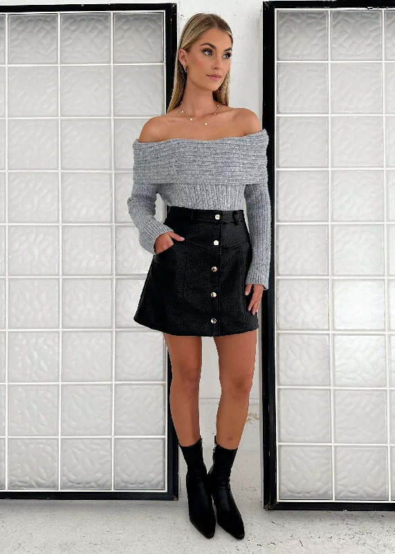 natlie-off-shoulder-sweater-grey