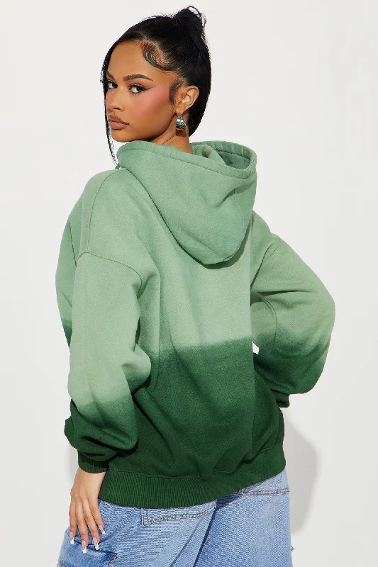 off-duty-ombre-fleece-sweatshirt-green