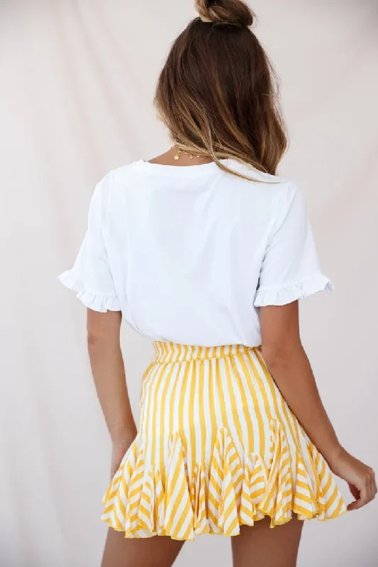 robyn-pleated-striped-mini-skirt-yellow-stripe