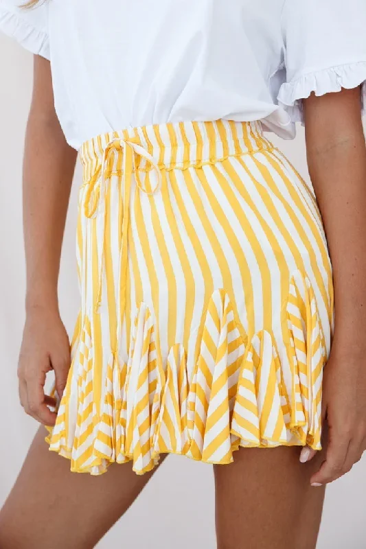 robyn-pleated-striped-mini-skirt-yellow-stripe