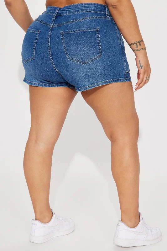 same-girl-zip-cargo-stretch-denim-shorts-dark-wash