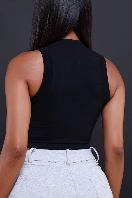 sit-tight-ribbed-pocket-crop-top-black