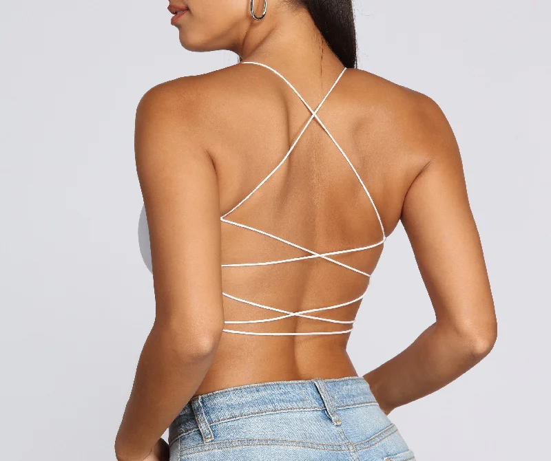 strapped-in-style-crop-top-060011527001