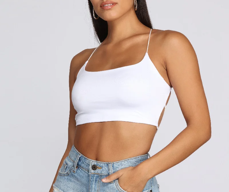 strapped-in-style-crop-top-060011527001