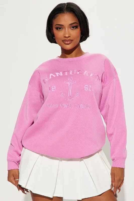 weekend-vibes-embroidered-sweatshirt-pink