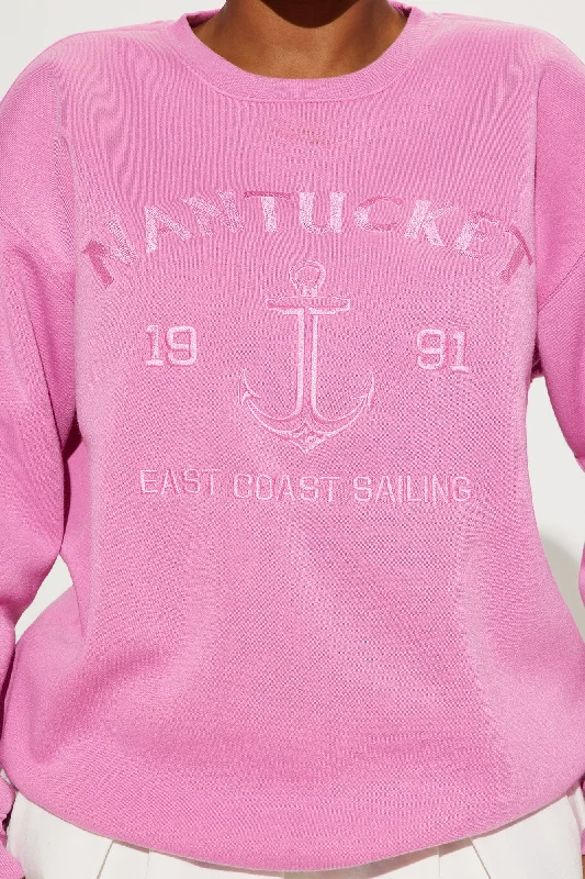 weekend-vibes-embroidered-sweatshirt-pink